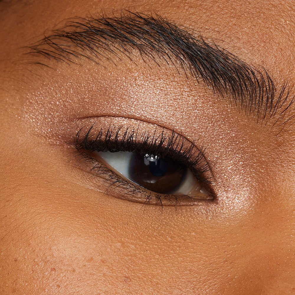 Le Shadow Stick Shimmer Eyeshadow for Rich, Creamy Color - Image 4
